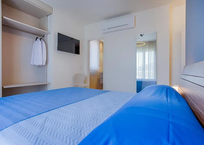 Villamar Aparthotel *